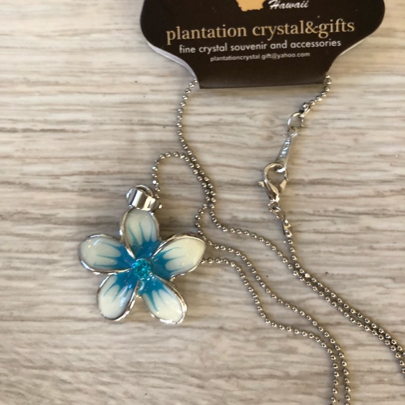 NWT Hawaiian Silver PLUMERIA Pendant Necklace - Picture 8 of 8